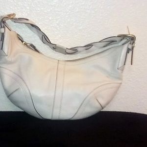 OFF WHITE LEATHER HAND BRAID HANDBAG